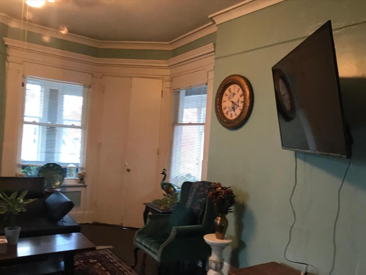Bed and Breakfast 5 Star Victorian Mansion-Downtown No Locals Erie Exterior foto