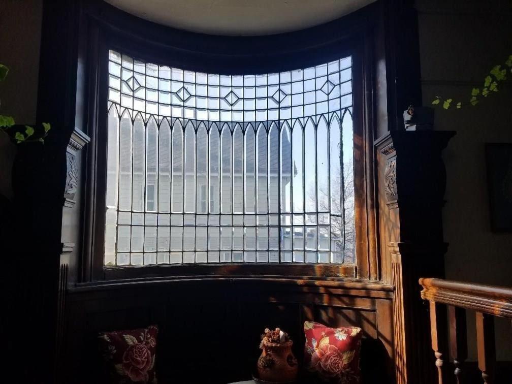 Bed and Breakfast 5 Star Victorian Mansion-Downtown No Locals Erie Exterior foto