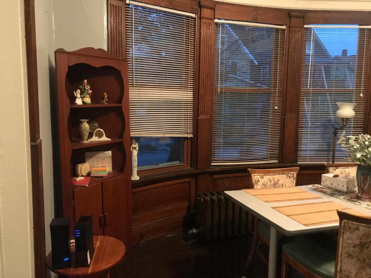 Bed and Breakfast 5 Star Victorian Mansion-Downtown No Locals Erie Exterior foto