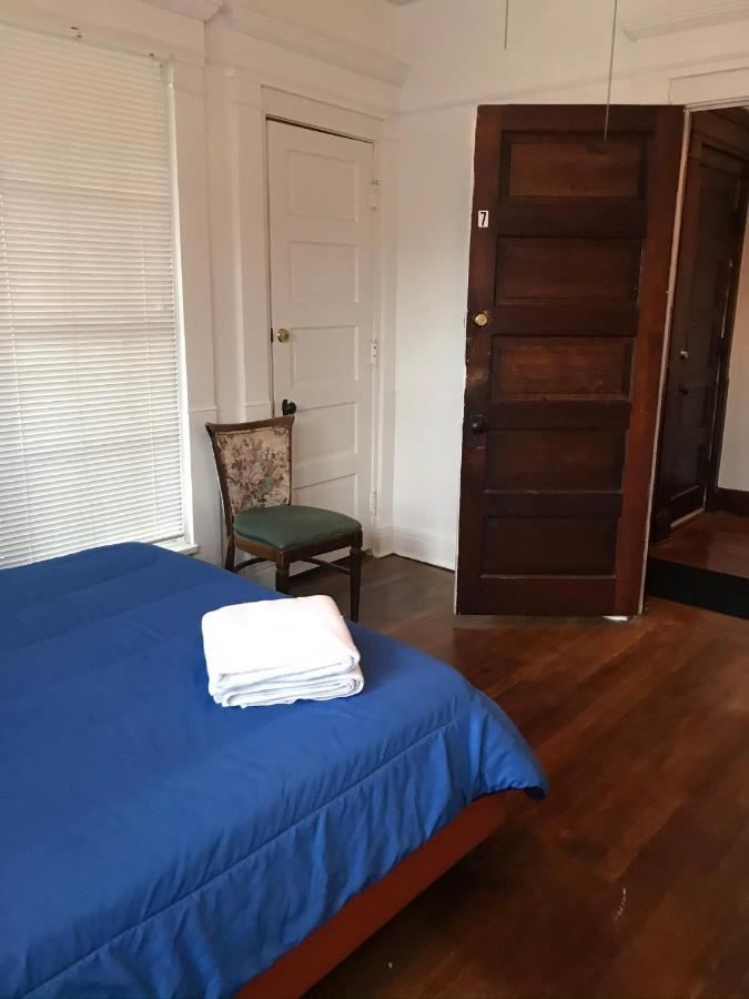 Bed and Breakfast 5 Star Victorian Mansion-Downtown No Locals Erie Exterior foto