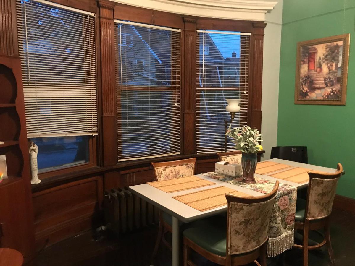 Bed and Breakfast 5 Star Victorian Mansion-Downtown No Locals Erie Exterior foto
